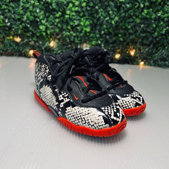 Toddler Nike Foamposite Albino Snakeskin 8C - Picture 2 of 4